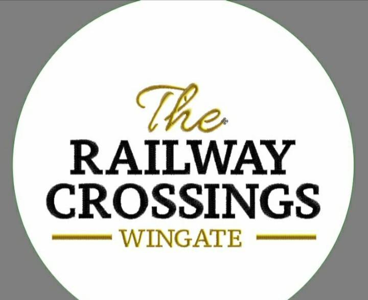 The Railway Crossings 호텔 Wingate 외부 사진